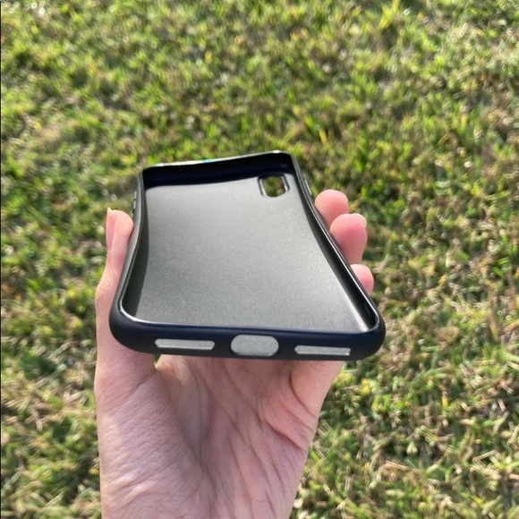 Disney’s SNOW WHITE AND THE SEVEN DWARFS IPHONE X/XS Cell Phone Cover Case NEW - Picture 3 of 4